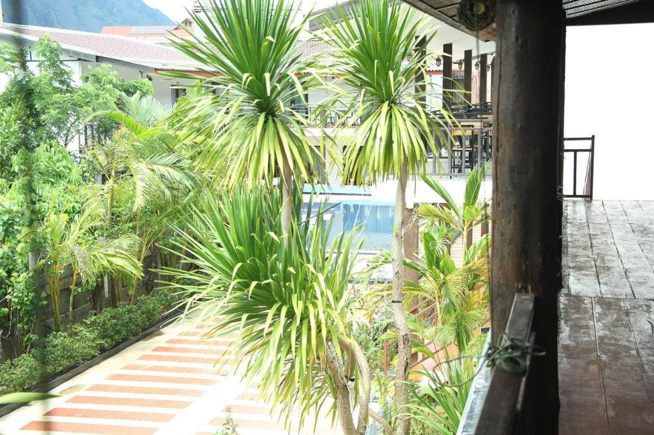 Jasmine Garden Resort Vang Vieng Buitenkant foto